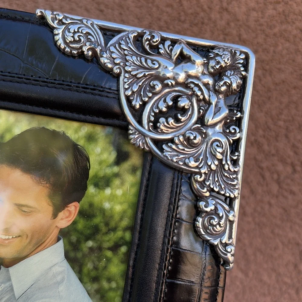 RARE Brighton Elegant Black Leather Silver Photo Frame 8”x10” -holds 5”x7” photo
